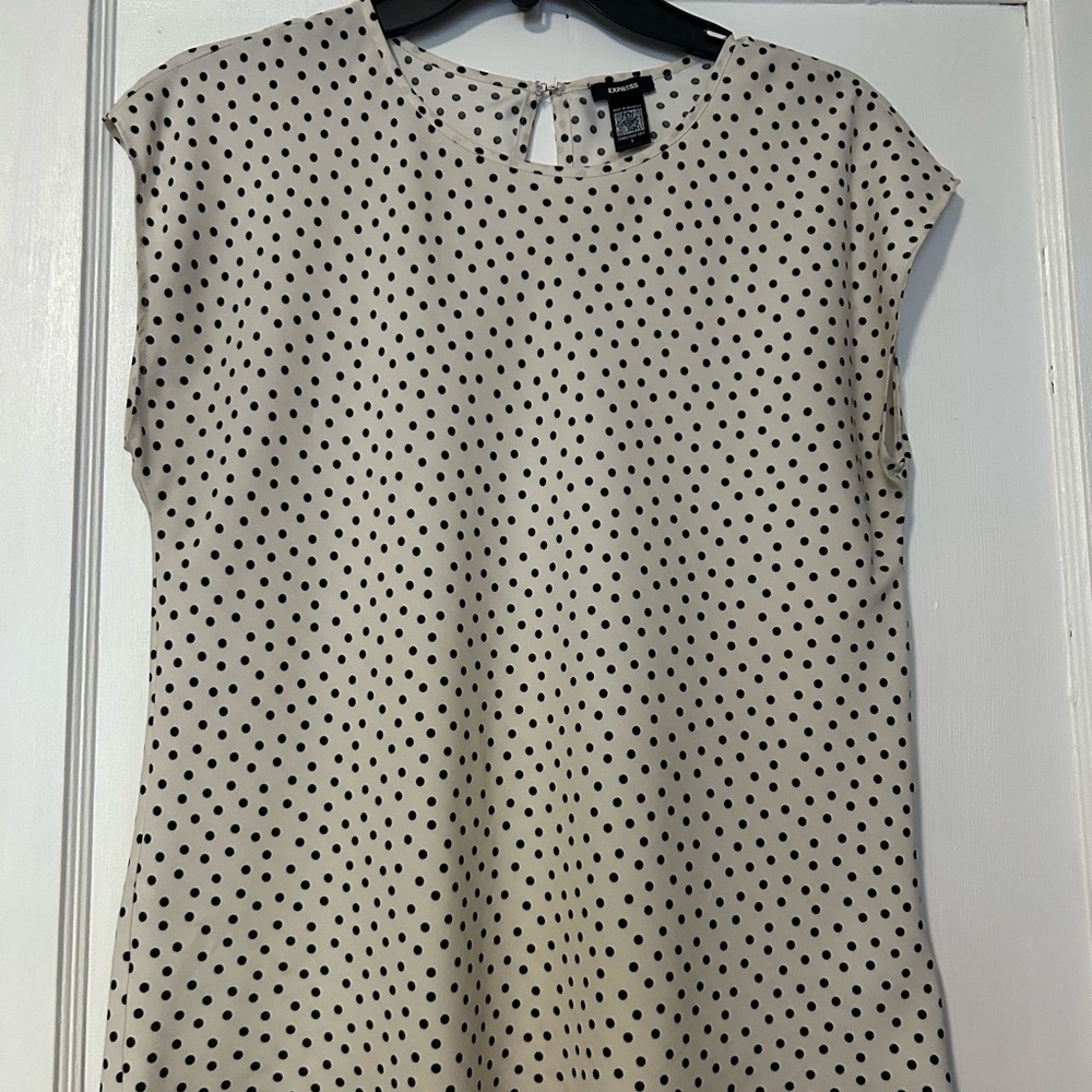 Polka Dot Cap Sleeve Top